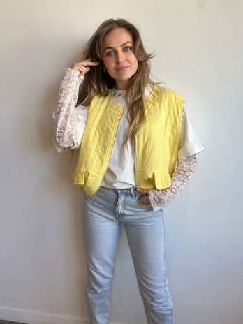 VESTE SANS MANCHES JAUNE